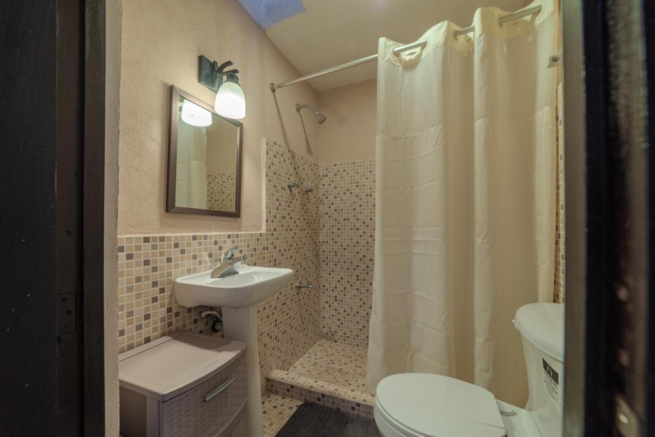 메리다 Unique Mystic Pool Yard Only 3 Blocks Main Sq 빌라 외부 사진